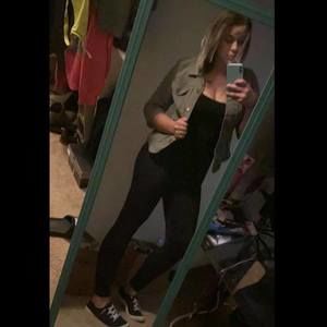 Meet your Posher, Payton